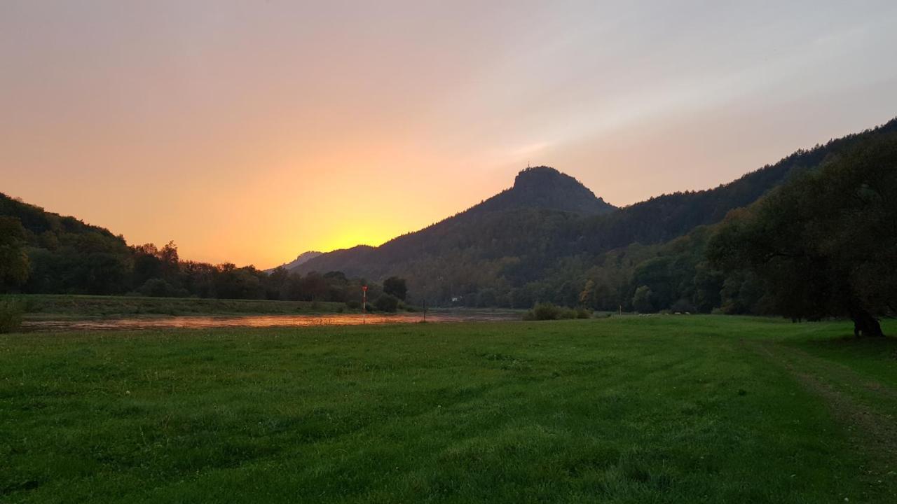 Ferienwohnungen "Gruendelrast" Prossen ภายนอก รูปภาพ