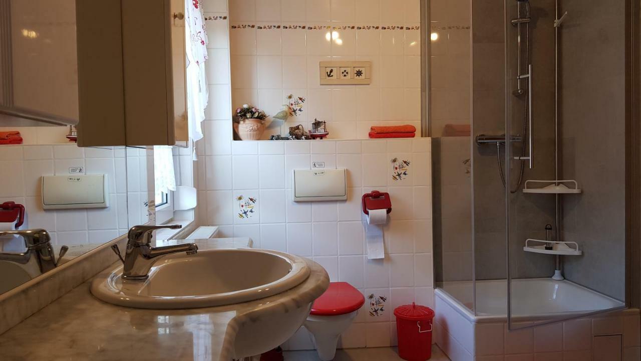 Ferienwohnungen "Gruendelrast" Prossen ภายนอก รูปภาพ